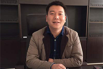 上海艾车二手车总经理郑先生